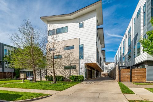 4-2211 Moser Ave, Dallas, TX, 75206-8650 | Card Image