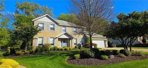 15017 Regency Dr, Strongsville, OH, 44149-4984 | Card Image