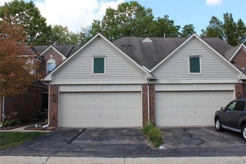 168 Legacy Park Cir, Dearborn Heights, MI, 48127-3485 | Card Image