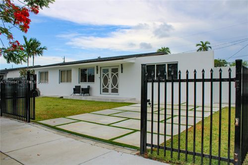 20130 Sw 106th Ave, Cutler Bay, FL, 33189-1318 | Card Image