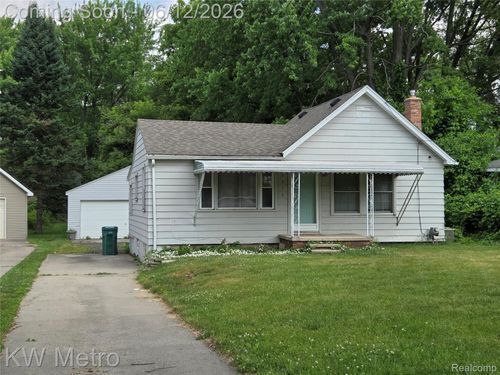 3213 Henrydale St, Auburn Hills, MI, 48326-3626 | Card Image