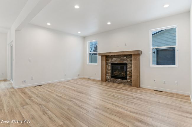 Previous house built - photos for reference for standard features, some may represent upgrades | Image 10