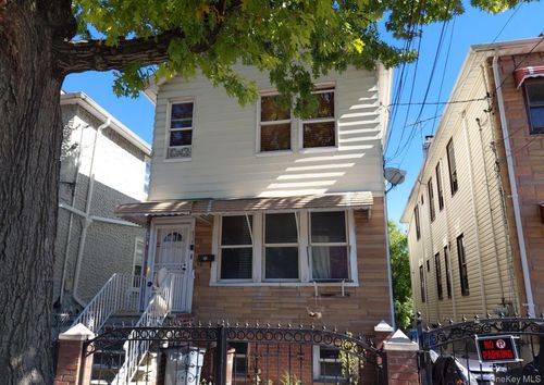 4318 Edson Ave, Bronx, NY, 10466-1814 | Card Image