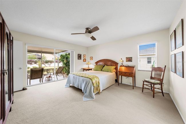7460 W Country Club Dr N, Condo with 2 bedrooms, 2 bathrooms and null parking in Sarasota FL | Image 25