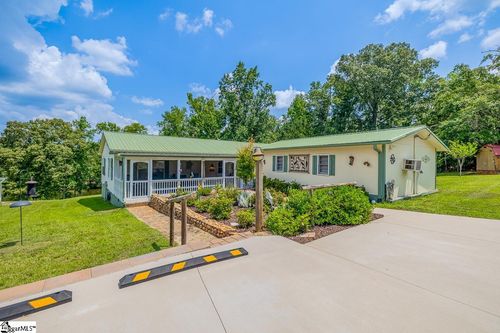2511 Pineland Shores Cir, Cross Hill, SC, 29332-4618 | Card Image