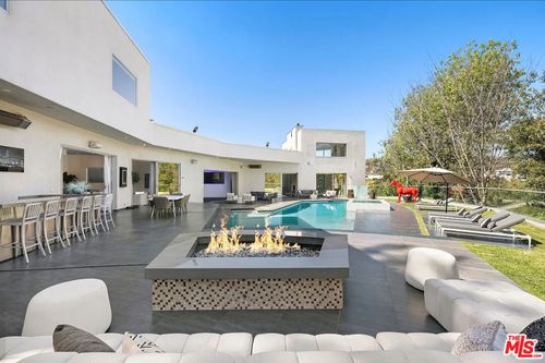 2666 Hutton Dr, Beverly Hills, CA, 90210-1214 | Card Image