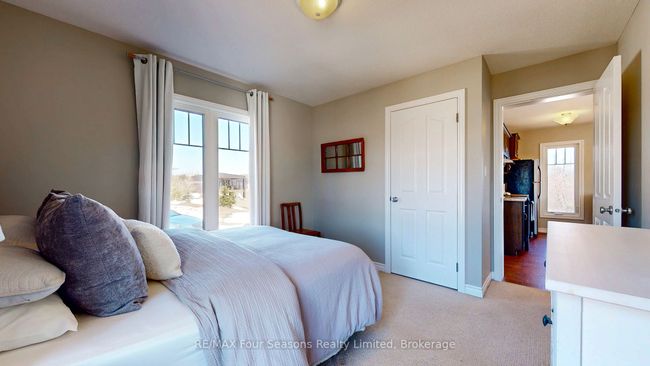 139 Young Dr, House other with 3 bedrooms, 2 bathrooms and 6 parking in Unknown ON | Image 15