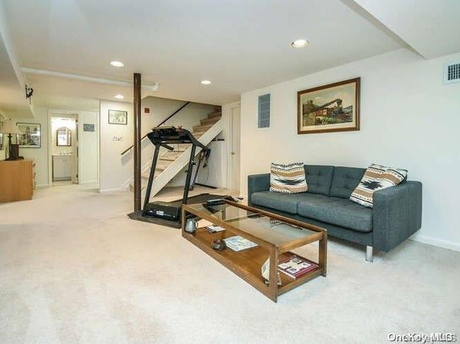 15 Longview Rd, House other with 3 bedrooms, 4 bathrooms and null parking in Port Washington NY | Image 29