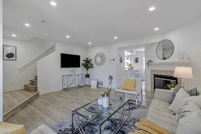 155 Monte Villa Court, Townhouse with 2 bedrooms, 3 bathrooms and 2 parking in Campbell CA | Image 8