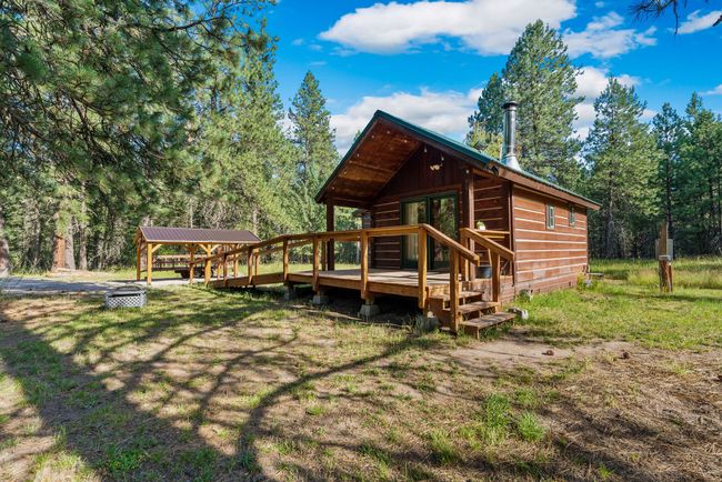 Guest house with front porch | Image 56