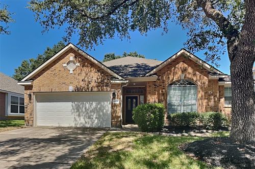 15610 Forest Run Dr, Cypress, TX, 77433-6011 | Card Image