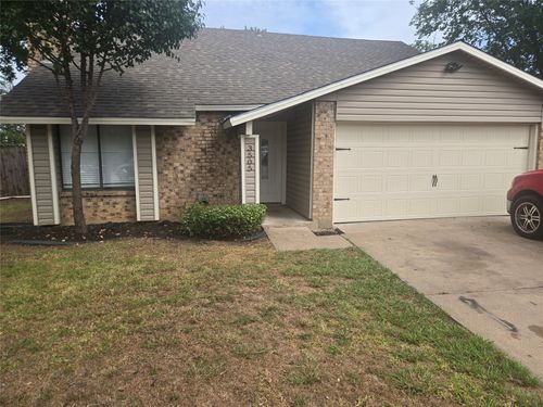 3505 Rush Springs Dr, Arlington, TX, 76016-4819 | Card Image