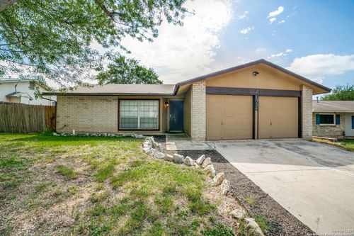 1034 Lemon Tree St, San Antonio, TX, 78245-1627 | Card Image