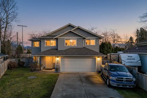 23015 Olund Cres, Maple Ridge, BC, V2X9L3 | Card Image
