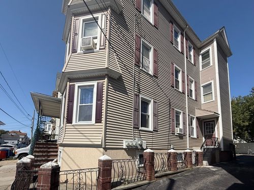 301 Davis St, New Bedford, MA, 02746-5848 | Card Image