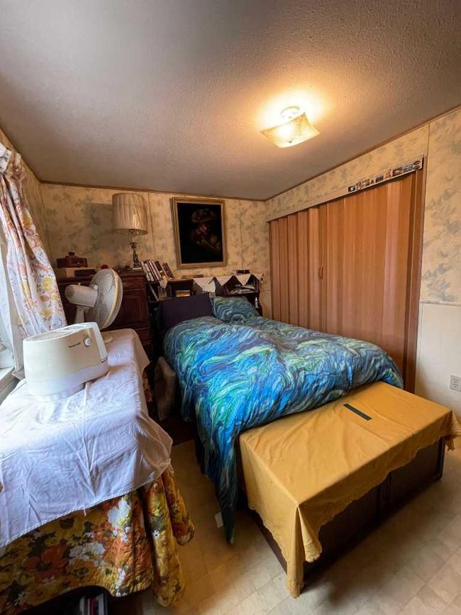 10305 105 Street, House other with 4 bedrooms, 1 bathrooms and 2 parking in High Level AB | Image 5