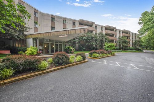 a430-7505 Democracy Blvd, BETHESDA, MD, 20817-1291 | Card Image