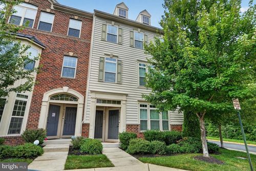 42284 Tackroom Ter, ALDIE, VA, 20105-5876 | Card Image