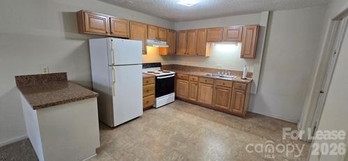 28-517 Hickory Street, Hudson, NC, 28638 | Card Image