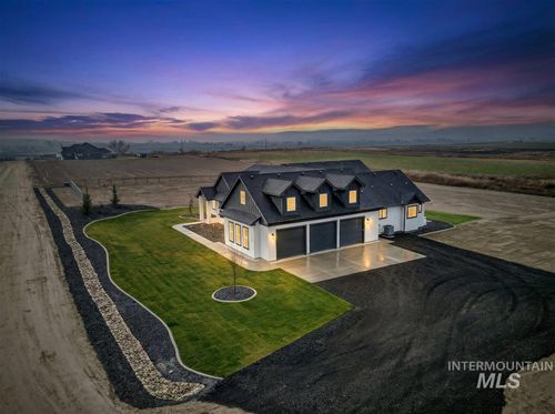 25889 Clydesdale Ln, Parma, ID, 83660-4500 | Card Image