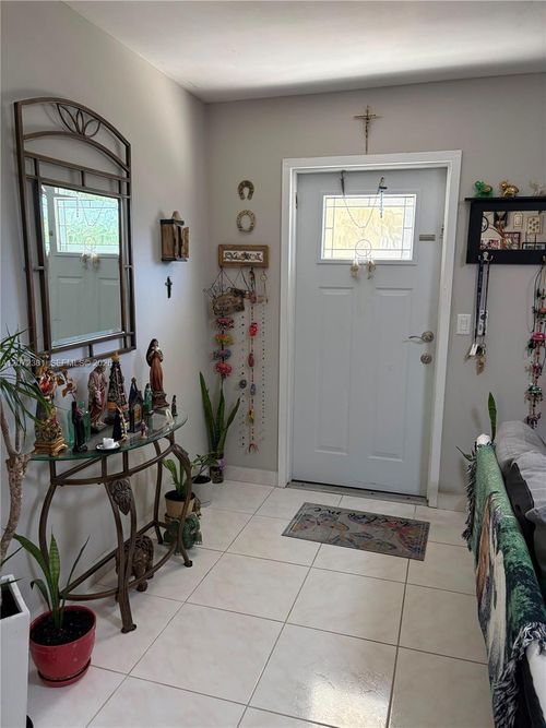 714-714 Saxony O, Delray Beach, FL, 33446-1067 | Card Image