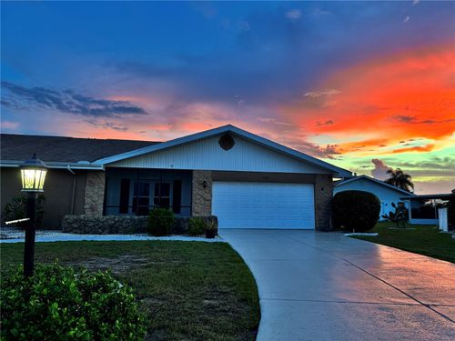 1008 Yellowbird Pl, SUN CITY CENTER, FL, 33573-6239 | Card Image