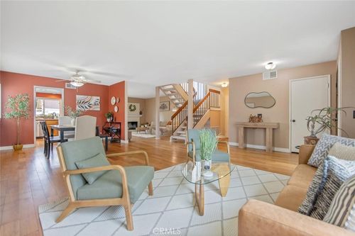 27503 Fairport Ave, Canyon Country, CA, 91351-2037 | Card Image