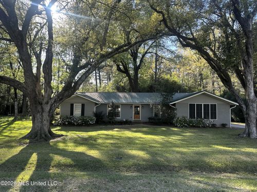 4233 Brussels Dr, Jackson, MS, 39211-6106 | Card Image