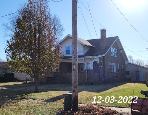 117 Maple St, Neponset, IL, 61345-9281 | Card Image