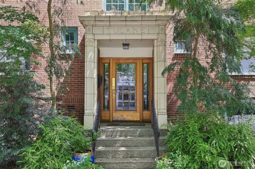 apt-206-408 Bellevue Ave E, Seattle, WA, 98102-4730 | Card Image