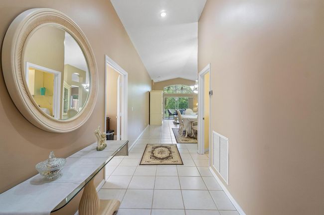 9594 Arbor View Dr, House other with 3 bedrooms, 2 bathrooms and null parking in Boynton Beach FL | Image 9