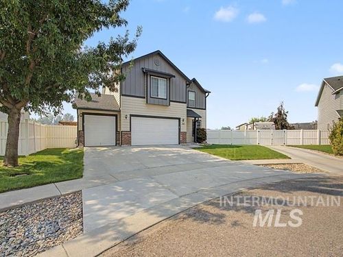 1152 Nw 22nd St, Fruitland, ID, 83619-5010 | Card Image