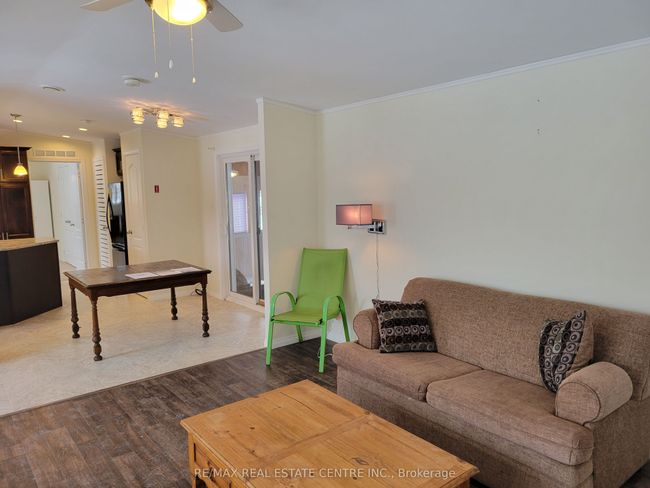 7 Pawlett Rd, House other with 2 bedrooms, 2 bathrooms and 8 parking in McKellar ON | Image 5