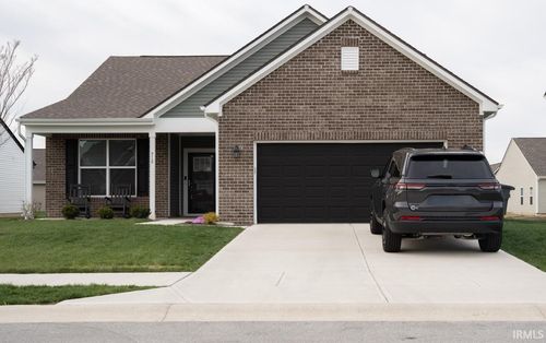 910 Highland Springs Ln, Kokomo, IN, 46902-4808 | Card Image