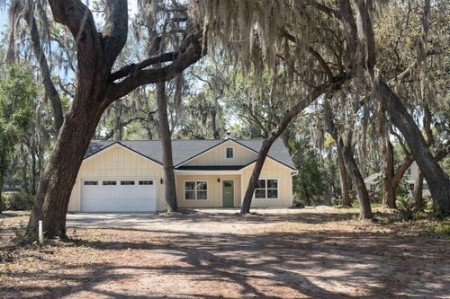 332 Se 3rd Ave, Melrose, FL, 32666-5436 | Card Image