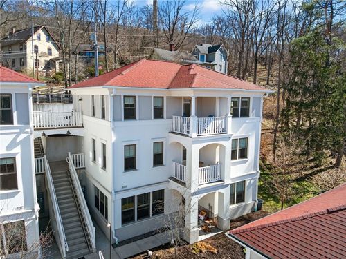 apt-d2-215 W Spencer St, Ithaca, NY, 14850-5579 | Card Image