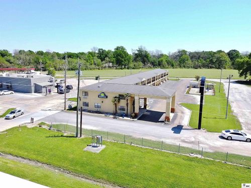 143 Highway 65 N, Tallulah, LA, 71282-2700 | Card Image