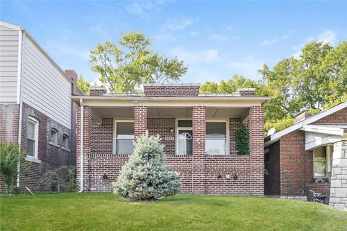 4463 Grace Ave, Saint Louis, MO, 63116-4301 | Card Image
