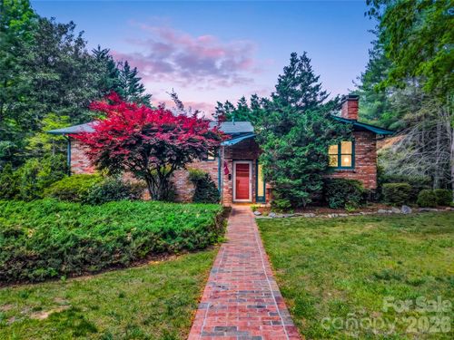 122 W Sweetbriar Ln, Etowah, NC, 28729-8796 | Card Image