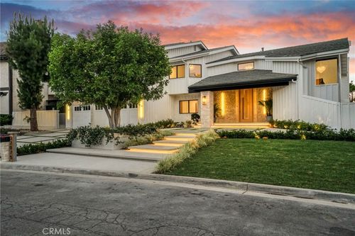 32075 Canterhill Pl, Westlake Village, CA, 91361-4817 | Card Image