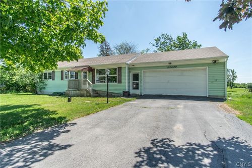 22496 Wayside Dr, Watertown, NY, 13601-5041 | Card Image