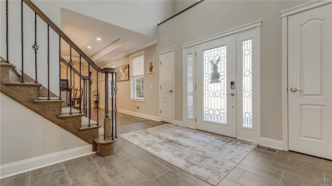 Foyer | Image 32