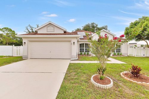 46 Cordona Dr, KISSIMMEE, FL, 34758-3427 | Card Image