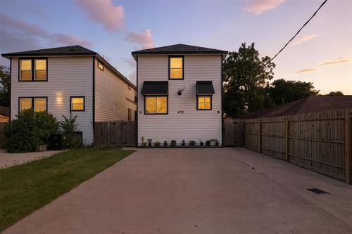 ab-4112 Majestic St, Houston, TX, 77026-4337 | Card Image