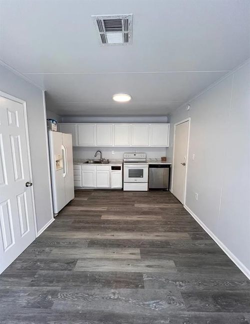 301 Winding Ln, Edmond, OK, 73003-5127 | Card Image