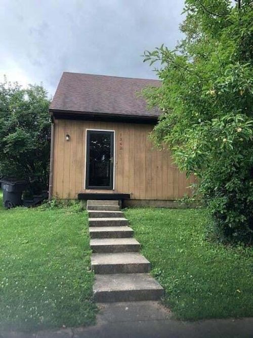 1342 Leaning Tree Ln, Lexington, KY, 40517-3926 | Card Image