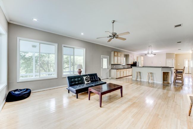 131 Canary Ln, House other with 4 bedrooms, 3 bathrooms and null parking in Coldspring TX | Image 21