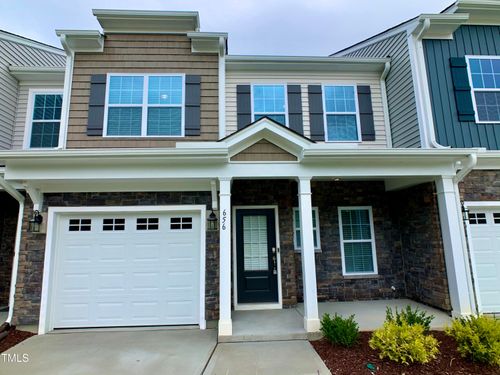 656 Barneswyck Dr, Fuquay-Varina, NC, 27526-2277 | Card Image