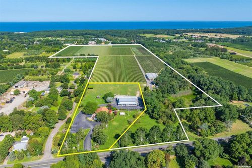 44075 Route 25, Peconic, NY, 11958 | Card Image