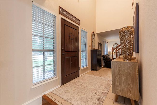 2309 Salisbury Ln, House other with 4 bedrooms, 2 bathrooms and 2 parking in Alvin TX | Image 4